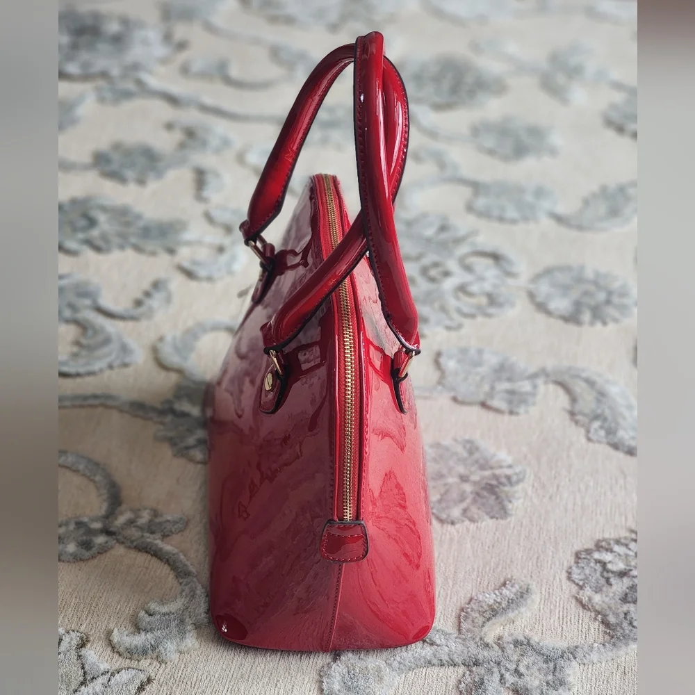 NWT Call It Spring  Glossy Red Vegan DOCTOR HANDBAG - Picture 8 of 13